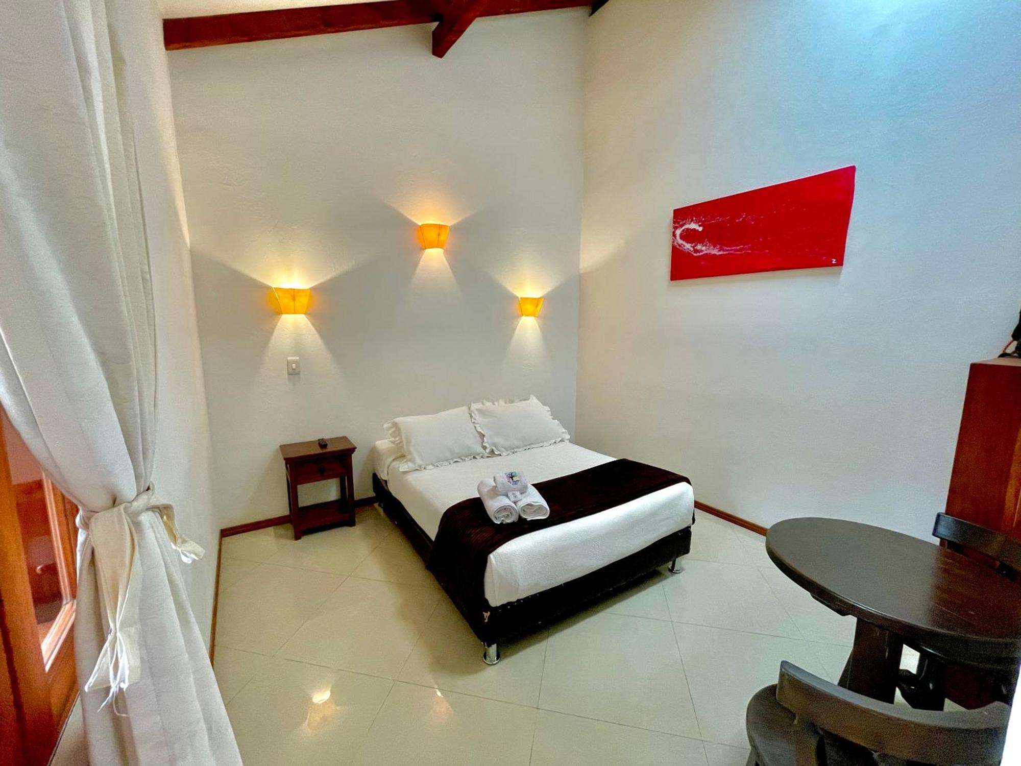 Hotel Oasis De La Villa Виля Де Лейва Екстериор снимка